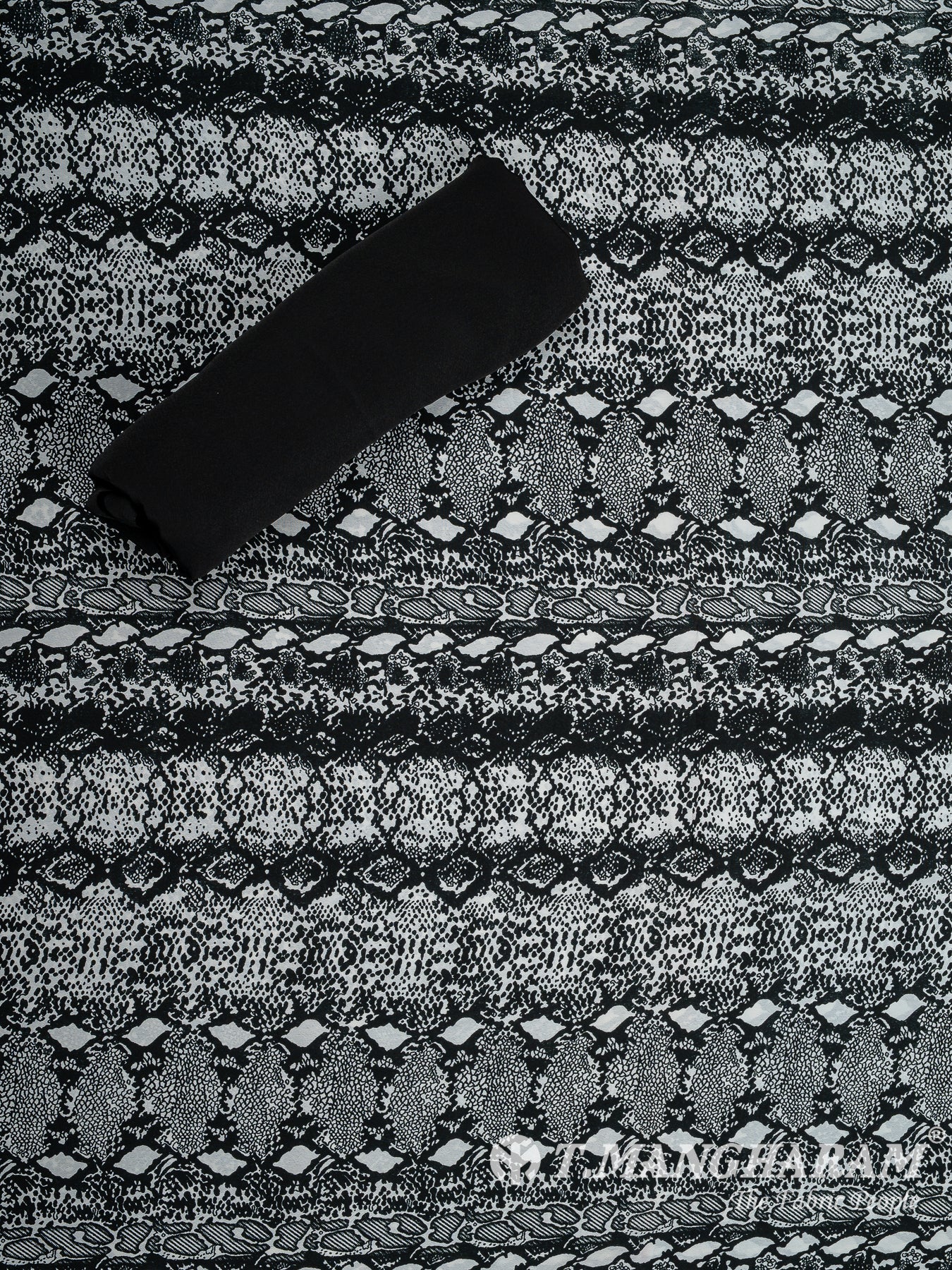 Black Crepe Chudidhar Fabric Set - EF1572