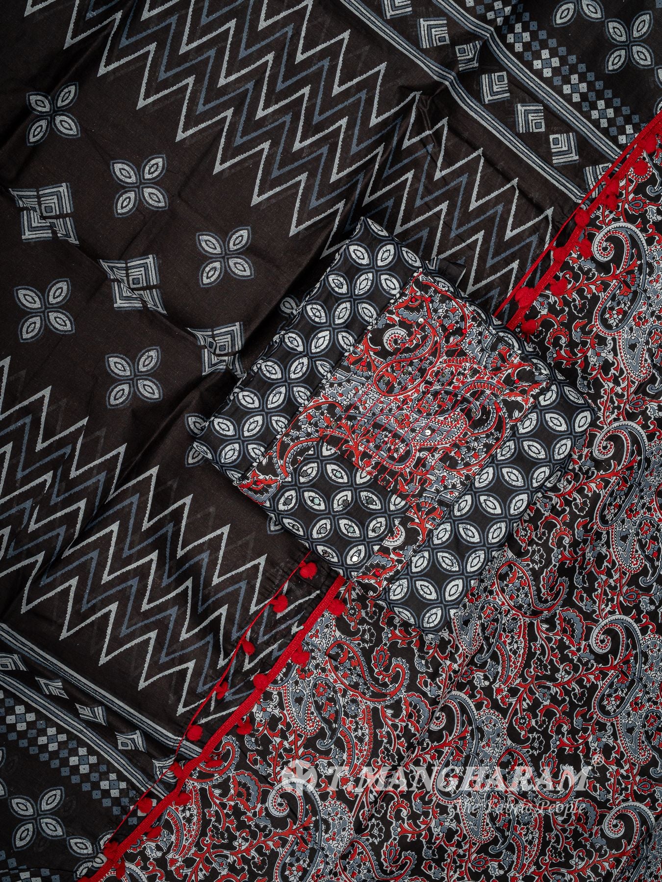 Cotton Chudidhar Fabric Set