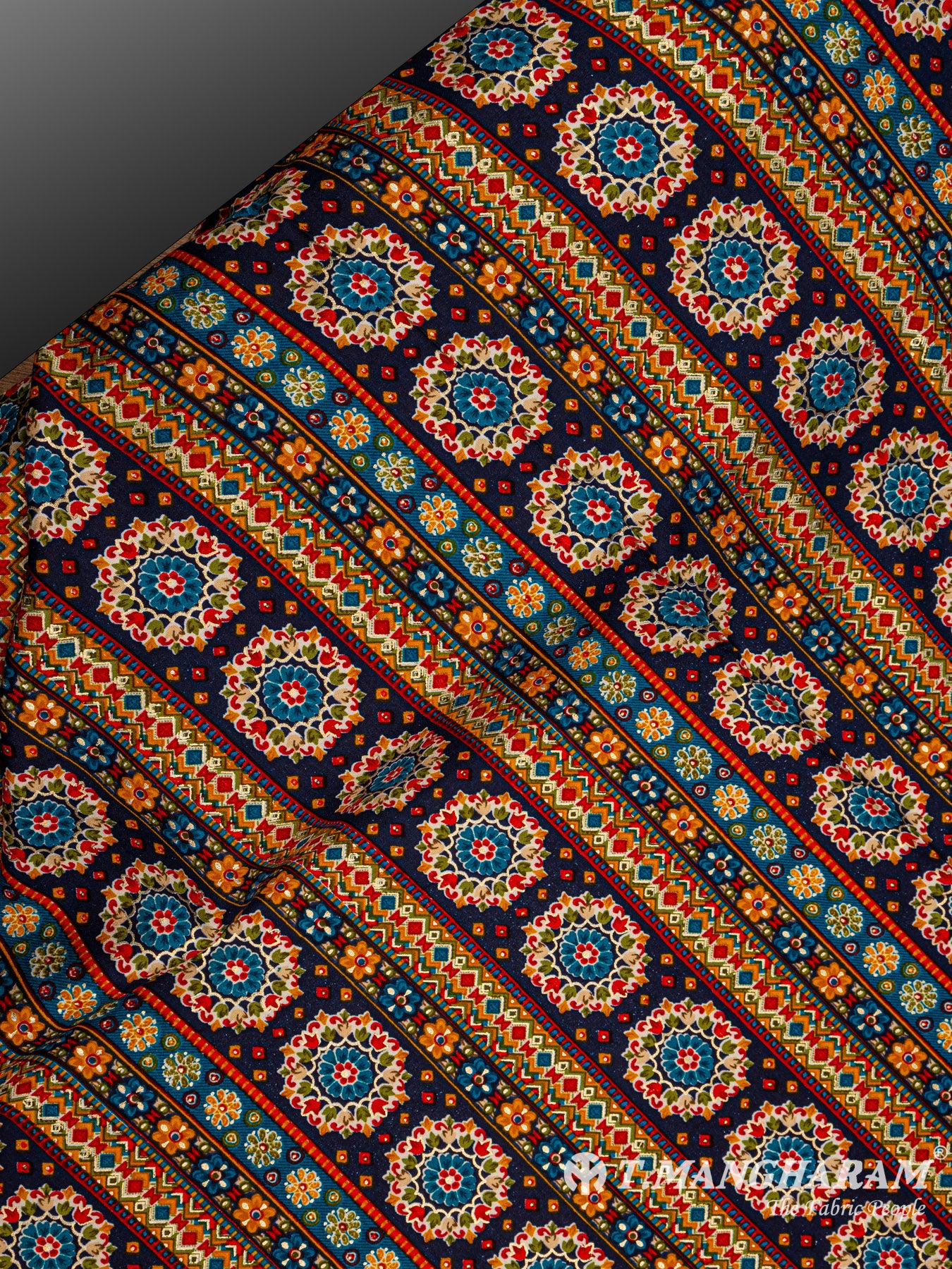 Black Rayon Cotton Fabric - EC4952 view-2