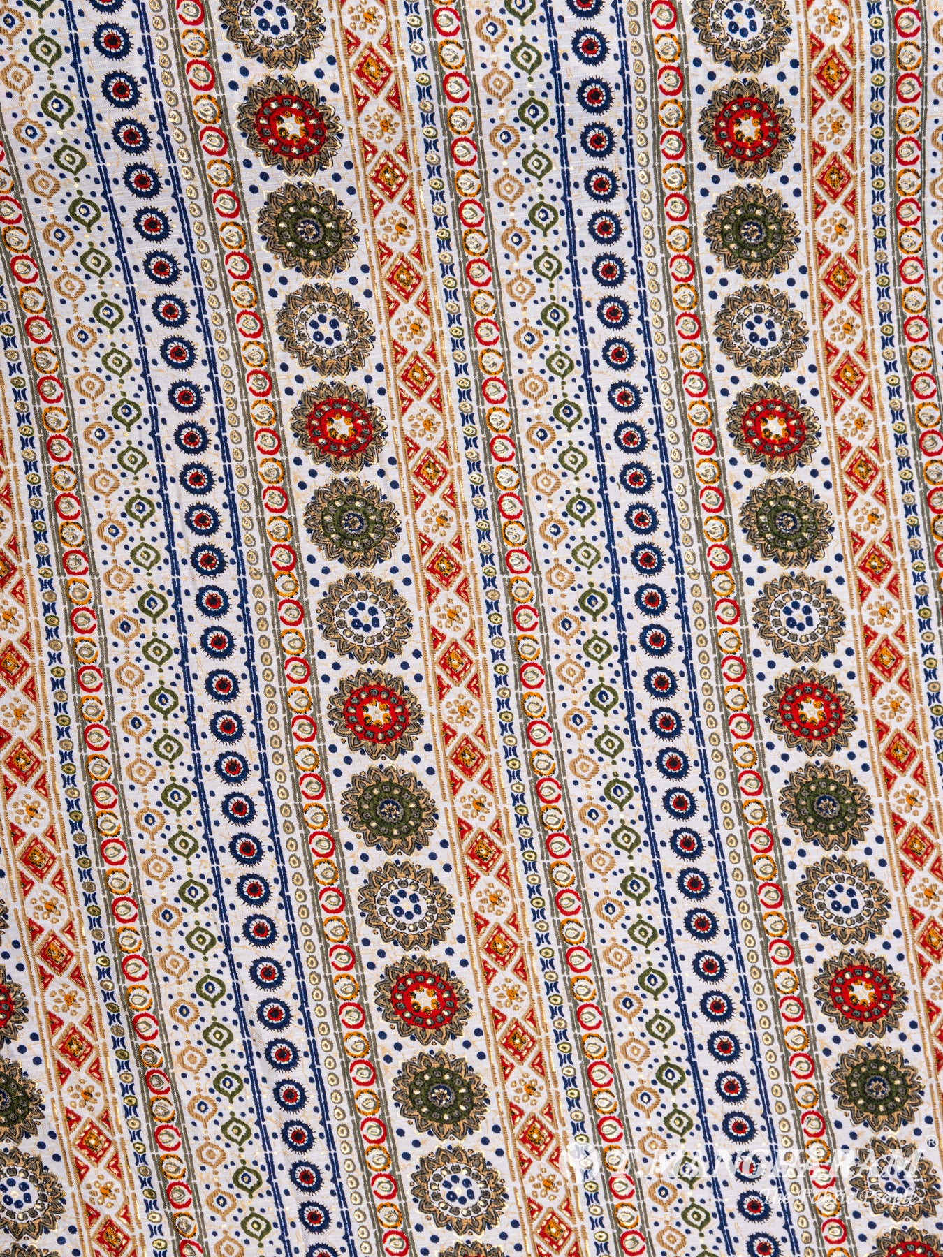 White Rayon Cotton Fabric - EC4949 view-3