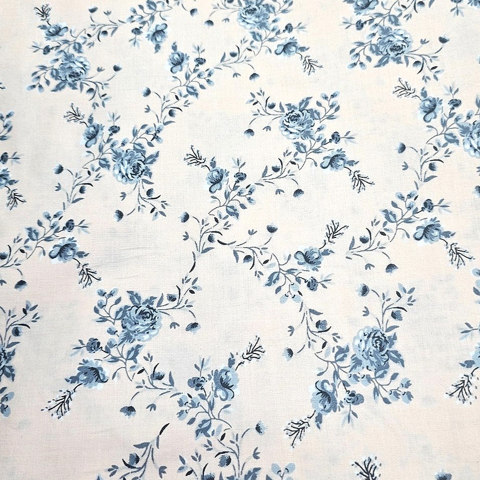 Light Peach Floral Cotton Fabric - EA2602 - EA2602 - Flat fabric