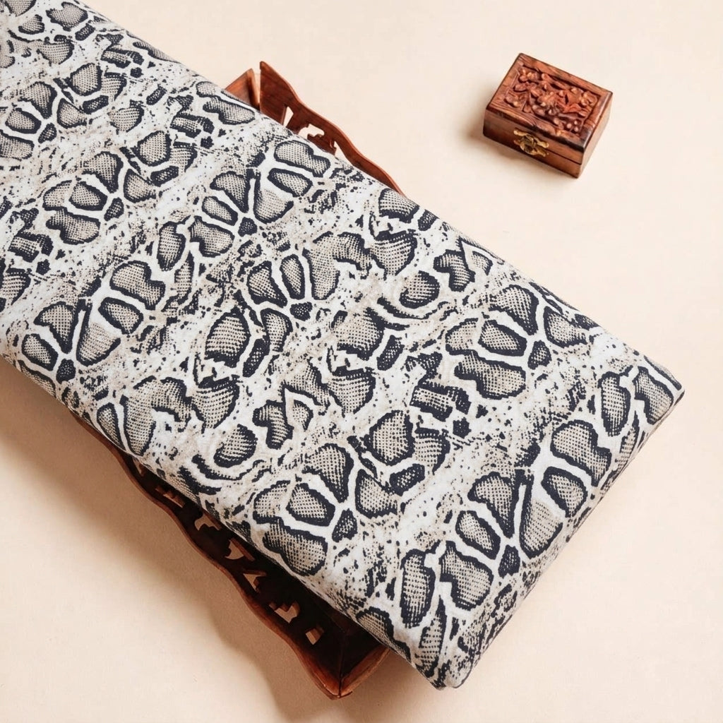 Off White Animal Print Crepe Fabric - EA3964 - EA3964 - tray_3