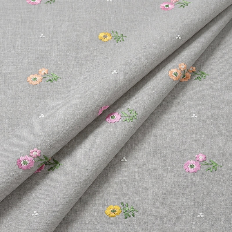 Floral Embroidery Linen Fabric - EA5028 - Folds