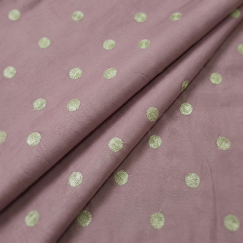 Embroidery Chinnon Fabric - EA5163 - folds