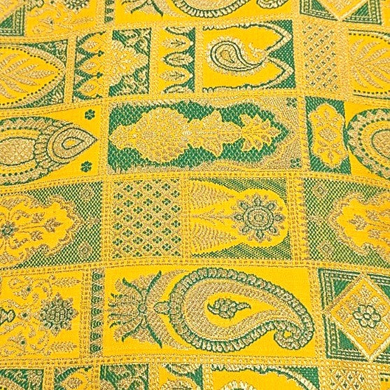 Paisley Banaras Fabric - EA5180 - Flat fabric