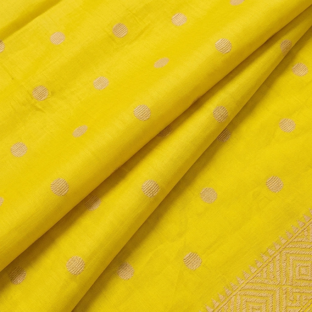 Mangalgiri Cotton Fabric - EB12806 - folds