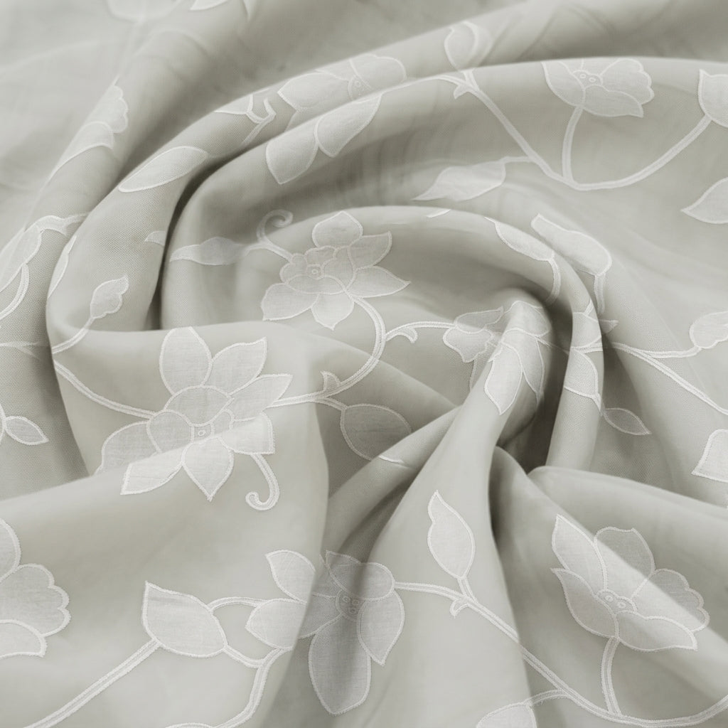 Swirled Embroidery White Embroidery Tissue Fabric