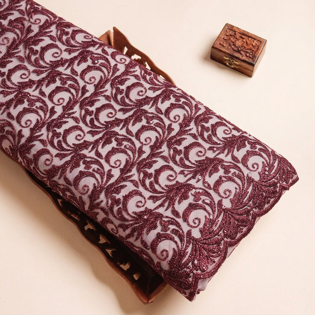 Abstract Wine Abstract Net Fabric on a wooden tray