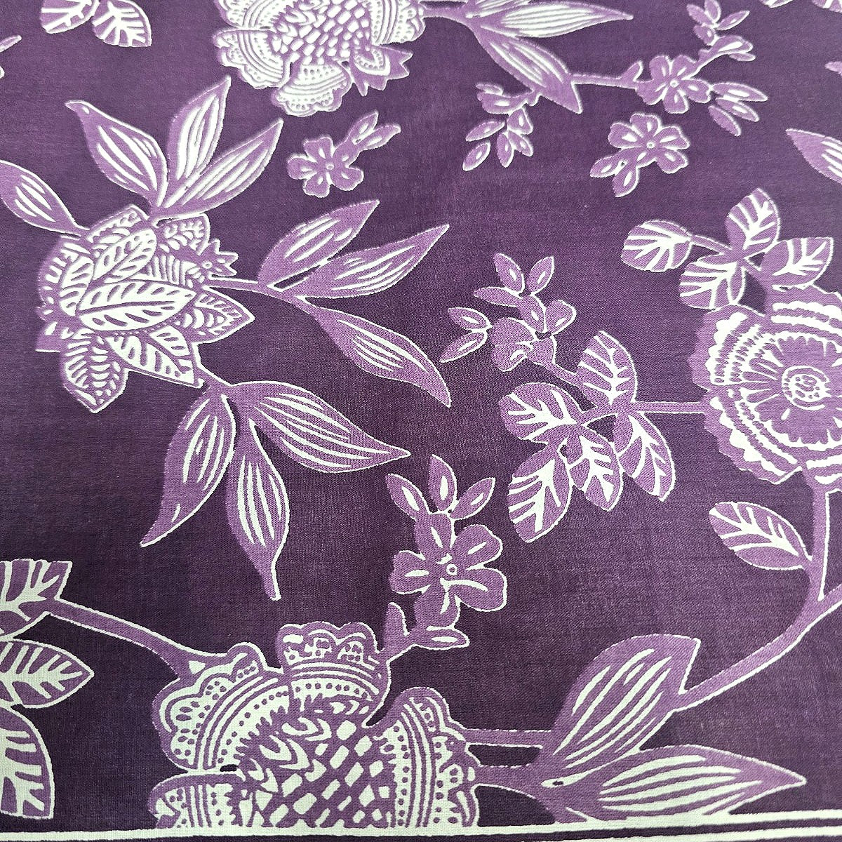 Floral Cotton Fabric - EC14327 - Flat fabric