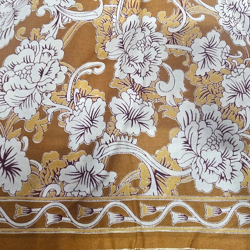 Floral Cotton Fabric - EC14372 - Flat fabric