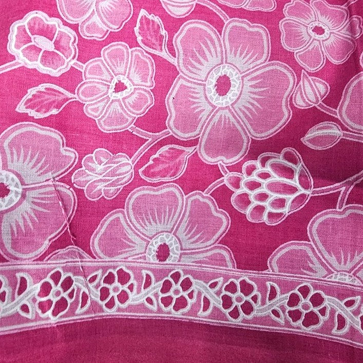 Floral Cotton Fabric - EC14408 - Flat fabric