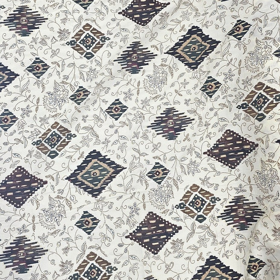 Cream Diamond Rayon Fabric - EC15781 - EC15781 - Flat fabric