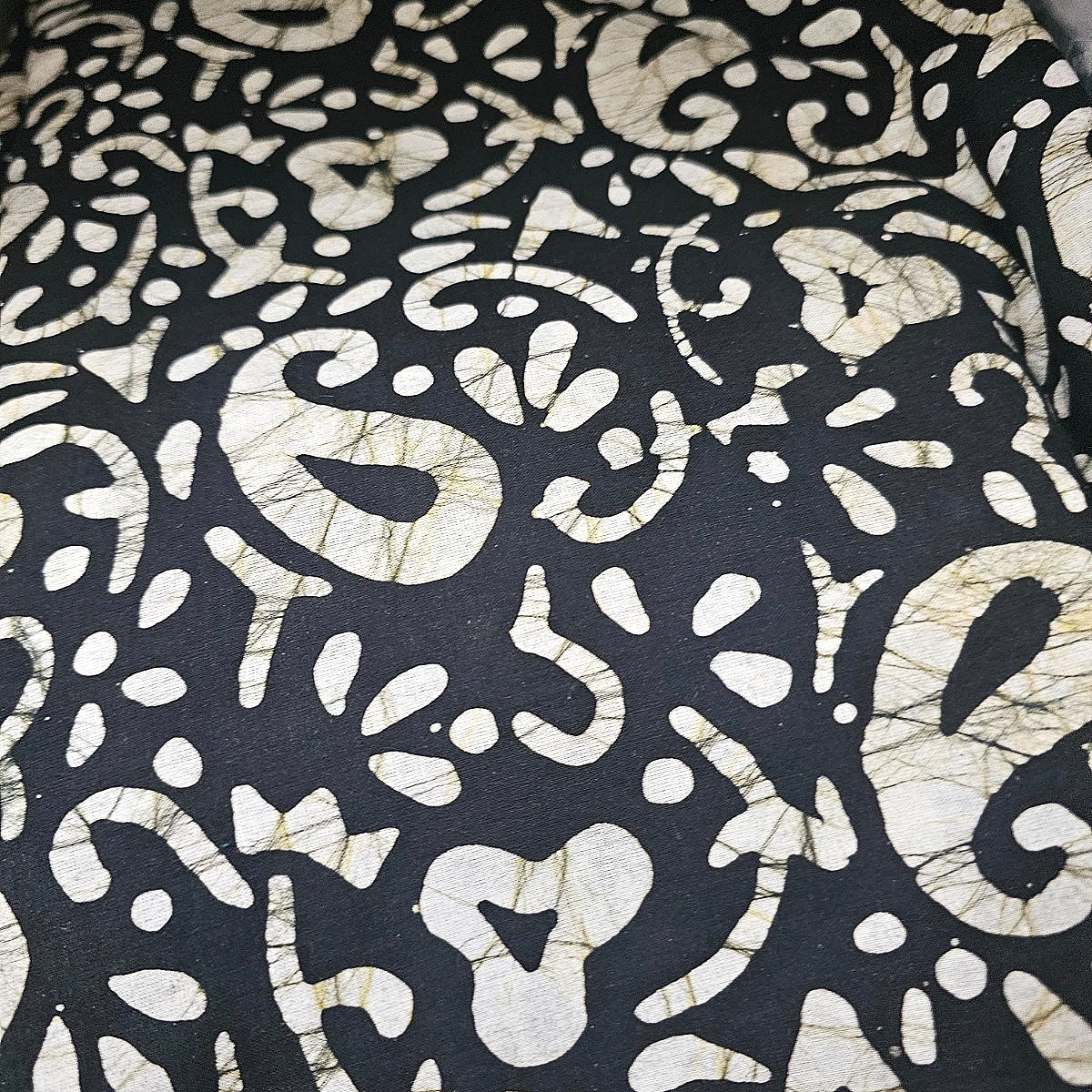 Batik Cotton Fabric - EC16192 - Flat fabric