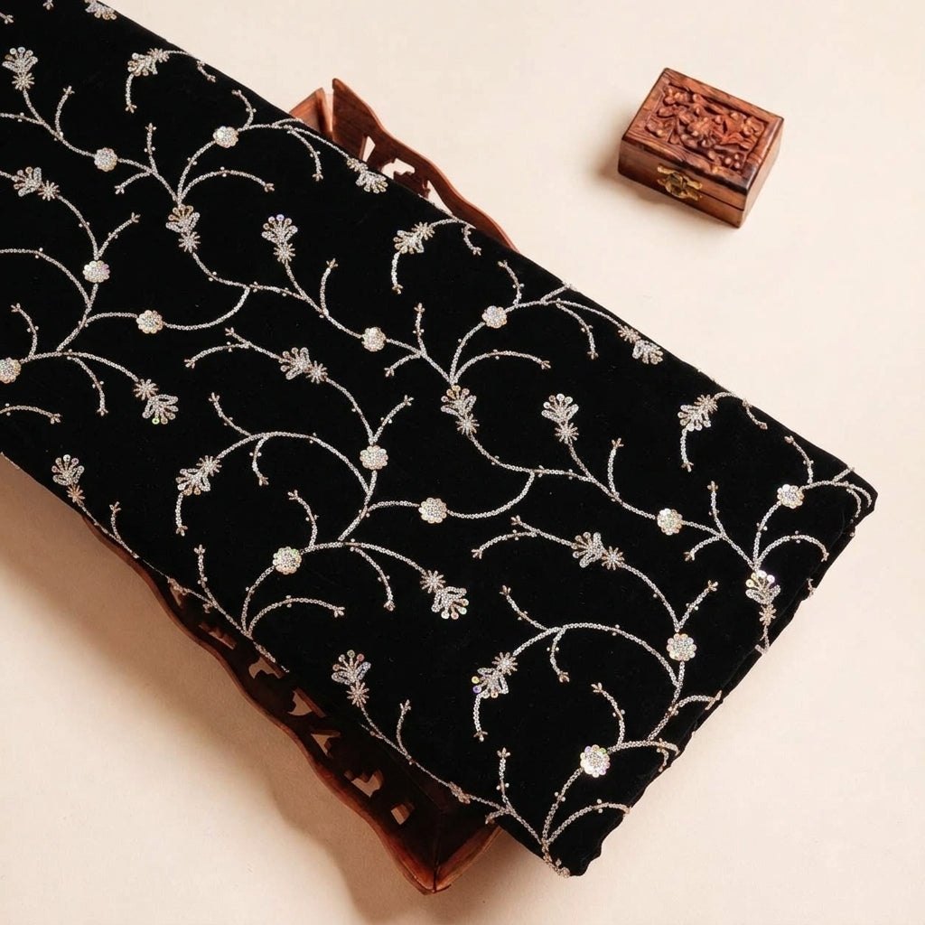 Embroidery Velvet Fabric - EC16526 - tray_3