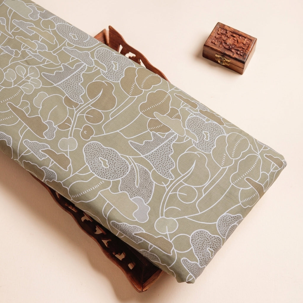 ABSTRACT BEIGE ABSTRACT MUL COTTON Fabric on a wooden tray