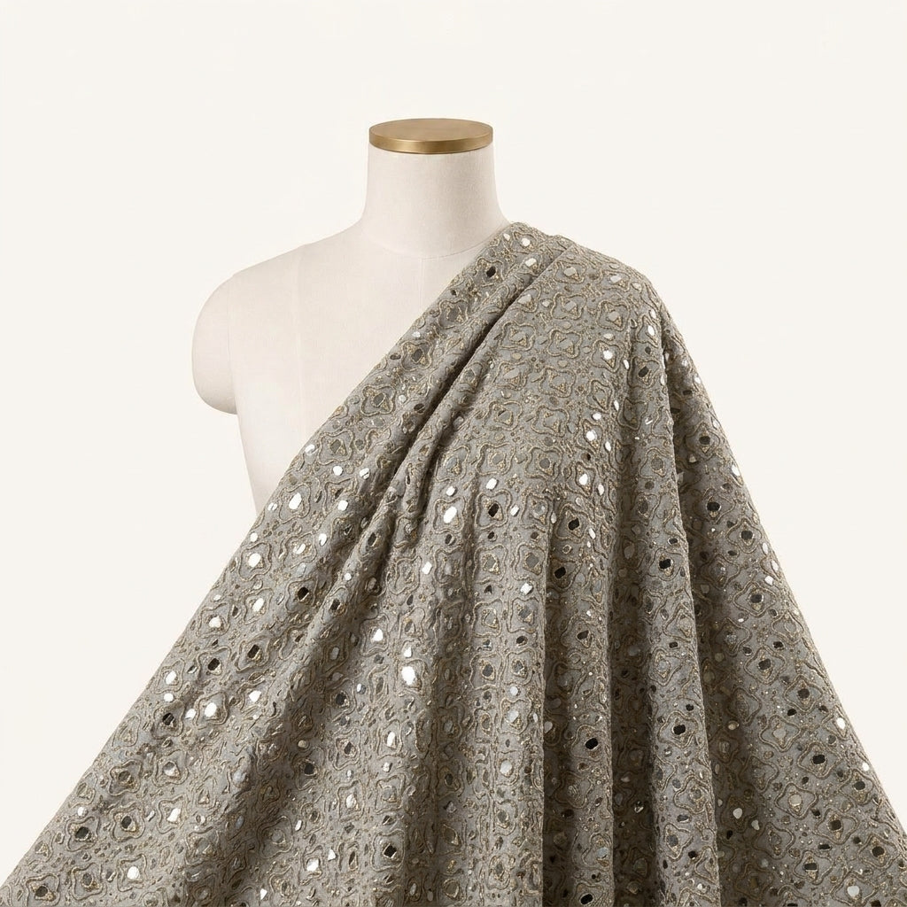 Embroidery White Embroidery Georgette Fabric Draped as a saree