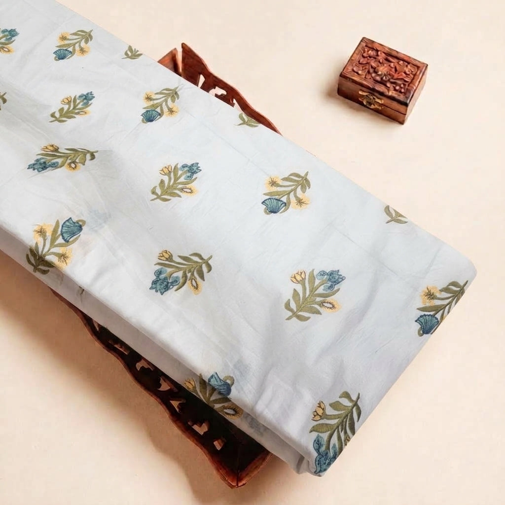 Embroidery Cotton Fabric - EC17390 - tray_4
